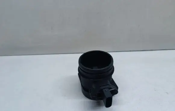 BMW 3 E90 E91 Mass air flow meter 7566989 0280218159