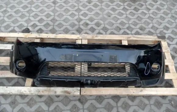 Mitsubishi Outlander Front bumper