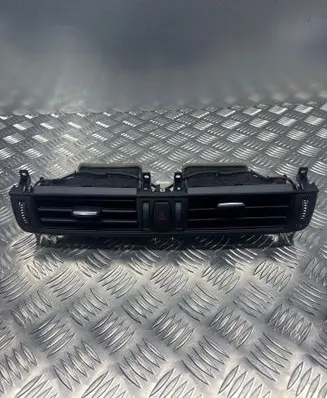 BMW X5 F15 Dash center air vent grill 925264810 08592103 05132014