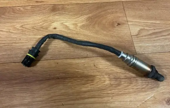 BMW 5 E60 E61 Lambda probe sensor 094304