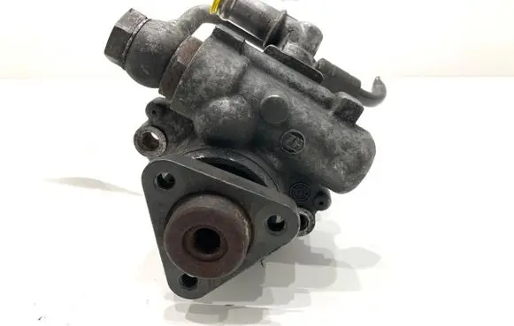 Audi A6 S6 C6 4F Power steering pump 