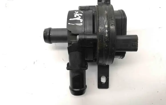 Mercedes-Benz E W212 Electric auxiliary coolant/water pump A0005000686
