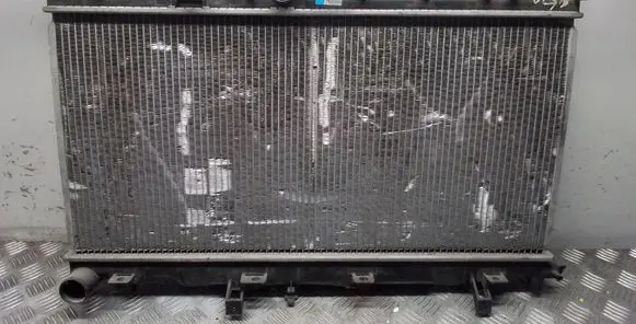 Subaru Impreza II Coolant radiator