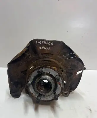 Subaru Impreza II Front wheel hub