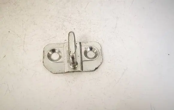 Mercedes-Benz B W245 Front door lock loop/hook striker