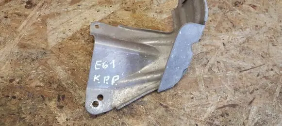 BMW 5 E60 E61 Fender mounting bracket 7152819