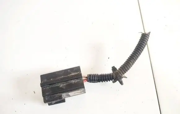 Coolant fan relay