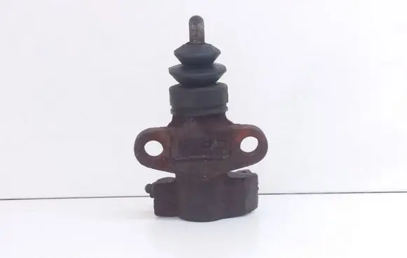 Clutch slave cylinder