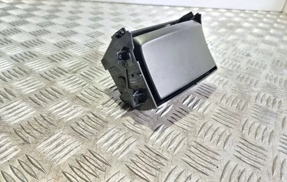 Ashtray (front)