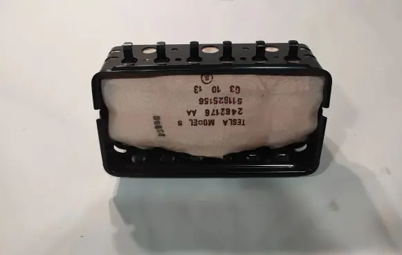 Tesla Model S Passenger airbag 102250700A 23120219 A13J8000294