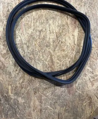BMW 5 G30 G31 G38 Loading door rubber seal (on body) 7366401