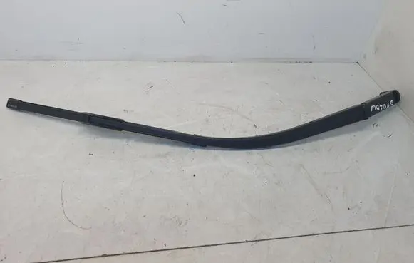 Mazda 6 Front wiper blade arm 7504