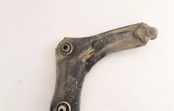 Renault Megane III Front lower control arm/wishbone