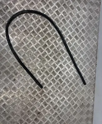 BMW X5 G05 Engine compartment rubber 7418174