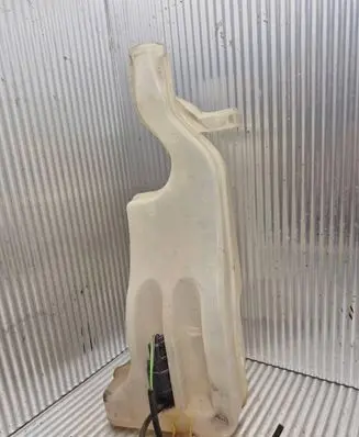 Iveco Daily 35 - 40.10 Windshield washer fluid reservoir/tank 500336393 8785