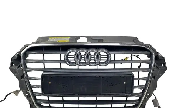 Audi A3 S3 8V Front bumper upper radiator grill 8V3853037