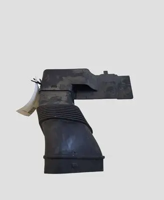 Volvo V60 Air intake duct part 70368440 30671772 30796474