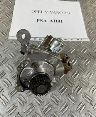 Opel Vivaro Fuel injection high pressure pump 9674984480