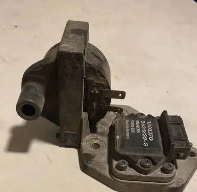 Volvo 850 Ignition amplifier control unit 35318393 5WK6500