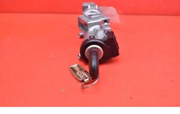 Ford S-MAX Ignition lock 3M513F880AC