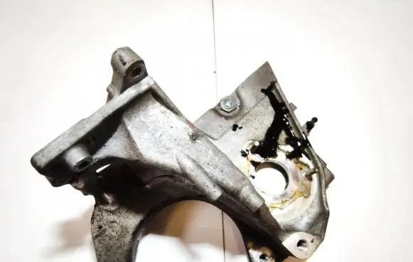 Opel Insignia A Engine mount bracket 55574721