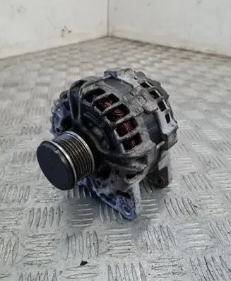 Nissan Qashqai Generator/alternator 231004EA0A