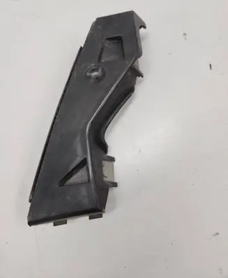 Volkswagen PASSAT B6 Front bumper mounting bracket 3C0807505