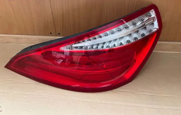 Mercedes-Benz SL R231 Rear/tail lights A2318200464 609004 92992047