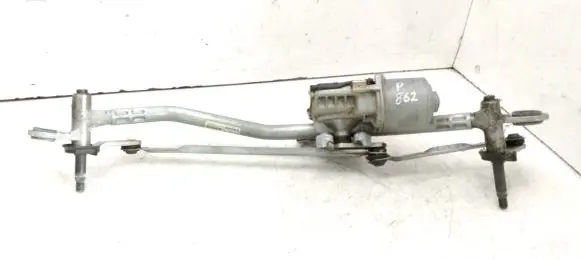 Front wiper linkage and motor