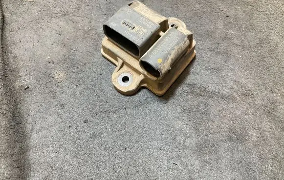 Mercedes-Benz Sprinter W906 Glow plug pre-heat relay A6519000900 12157022641