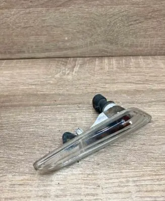 BMW 3 E90 E91 Front fender indicator light
