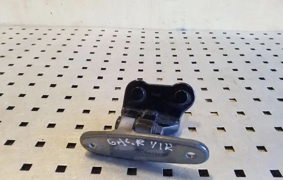 Mercedes-Benz E W212 Rear door upper hinge
