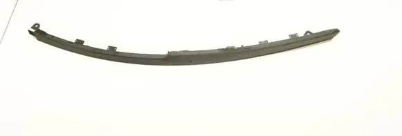 Front bumper lip