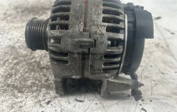 Skoda Yeti (5L) Generator/alternator 0124525187 03L903023