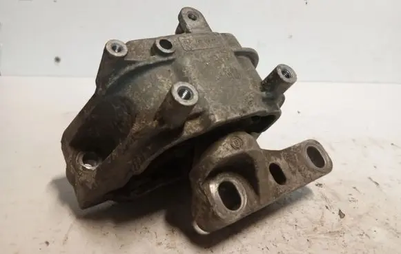 Volkswagen PASSAT B6 Engine mount vacuum valve 1k0199262ce