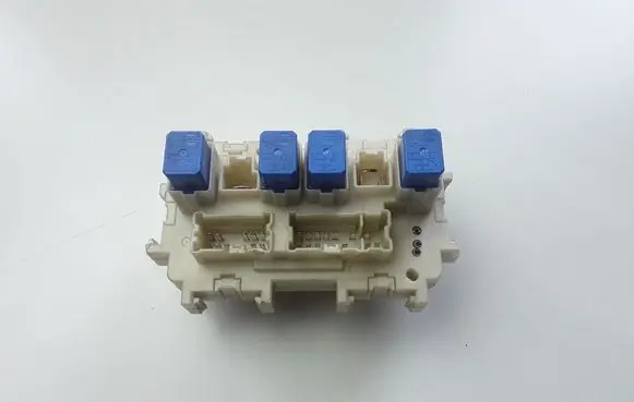Infiniti M Y51 Fuse module 1MA0B0J14