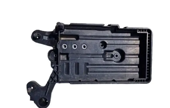 Audi A3 S3 8V Battery box tray 5Q0915331F 5Q0915321E