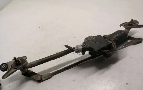 Mazda 6 Front wiper linkage and motor 8492002390