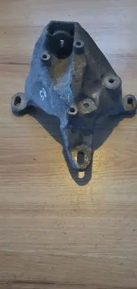 Audi A8 S8 D5 Engine mounting bracket 4M0199307