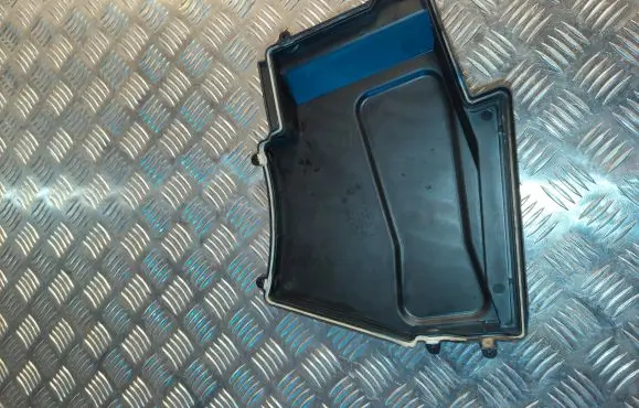 BMW 5 E60 E61 Fuse box cover 7520912