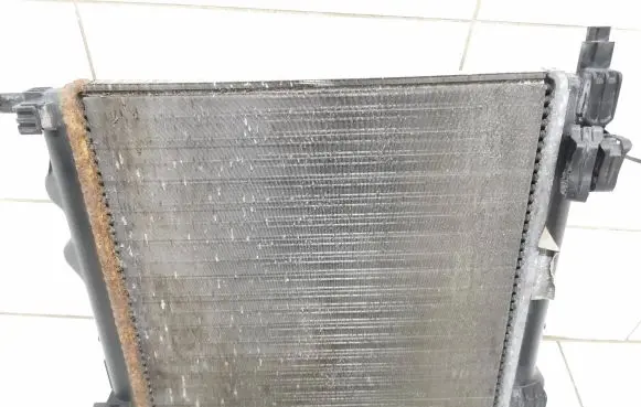 Volkswagen Up Coolant radiator 1S0121253T M159345e RM2082