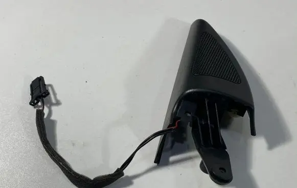 Volkswagen Eos Front door high frequency speaker 1Q0937993A 1Q0035411
