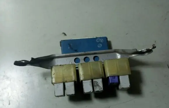 Toyota Corolla Verso AR10 Combustion control unit/module 896180F020 MB1238009021