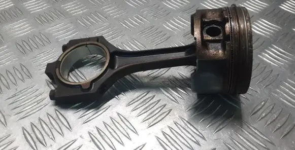 Jaguar S-Type Piston with connecting rod