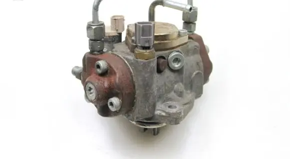 Mazda 6 Fuel injection high pressure pump R2AA13800