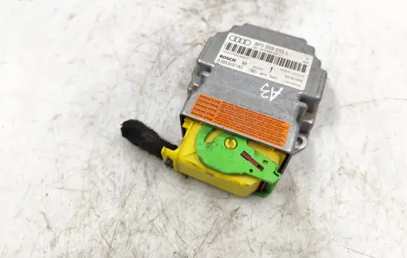 Audi A3 S3 8P Airbag control unit/module 8P0959655L 0285010183