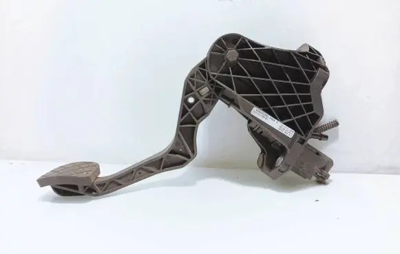Clutch pedal