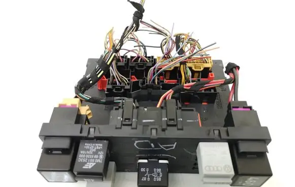 Volkswagen Jetta V Comfort/convenience module 3C0937049AD 7M0951253C 1K0951253A
