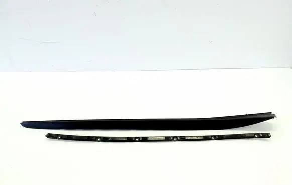 KIA Optima Windshield trim 86132D4000 86139D4000