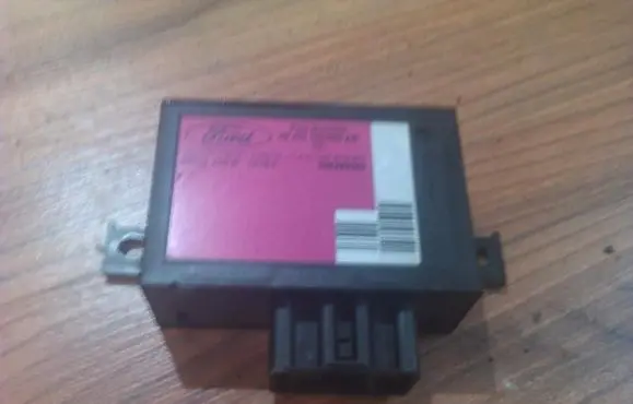 Ford Focus Other control units/modules 98ag15k600ab